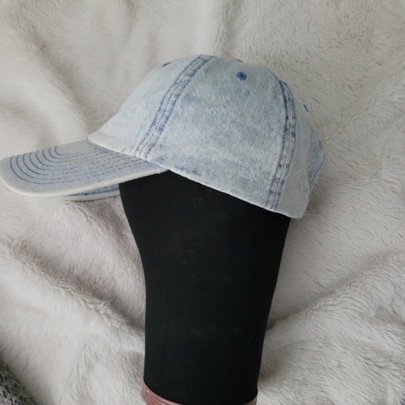 American Eagle Denim Cap - Picture 2 of 3